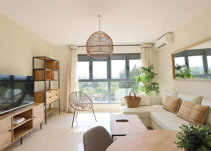 Beautiful Apartment In Canet Playa By Hometels